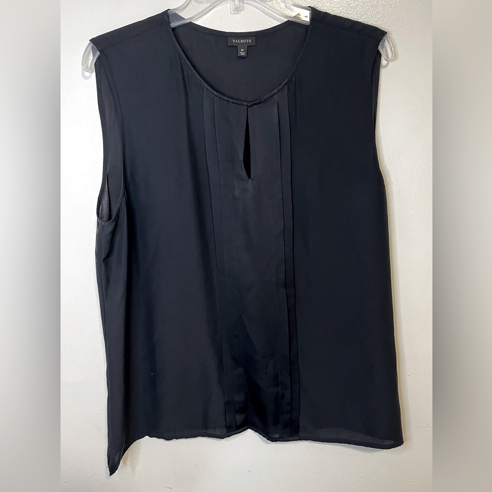 Talbots keyhole sheer Tank top 16